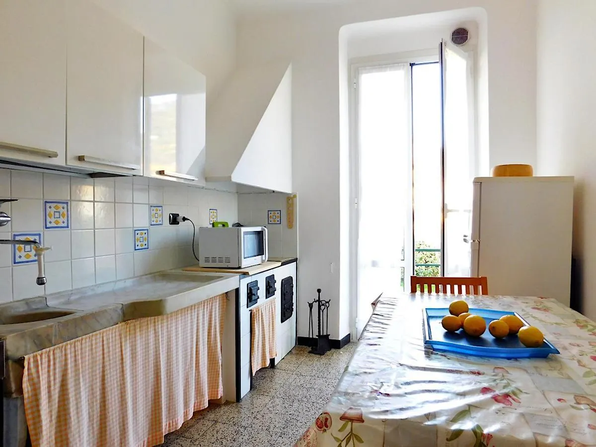 Welcome To Alma'S House, Levanto
